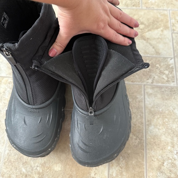 Crocs Echo Z Shield Snow Boots Black Size Mens 9 Womens 11 Waterproof Rain - Picture 9 of 13